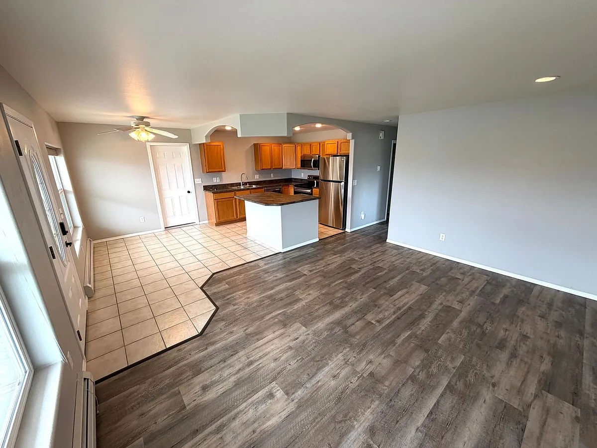 Building Photo - 7917 Quail Dr.