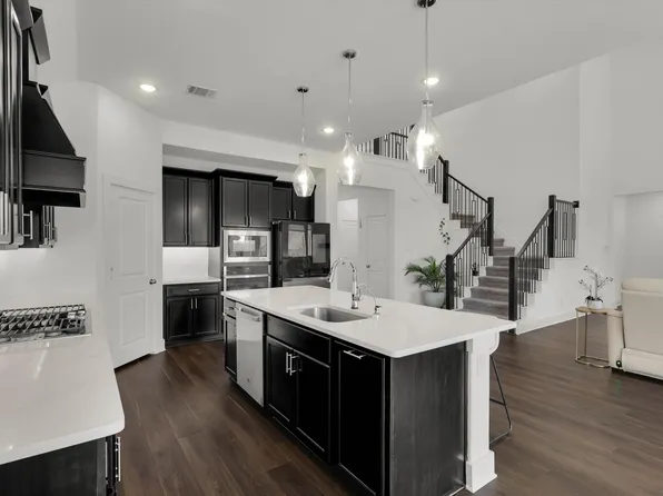 116 Nora Ln, Hickory Creek, TX 75065