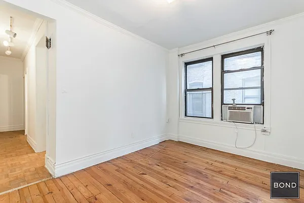 Rented by Bond New York | media 17