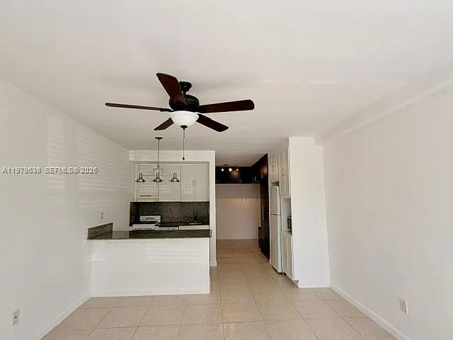 2445 Lake Pancoast Dr #7 — Photo 14