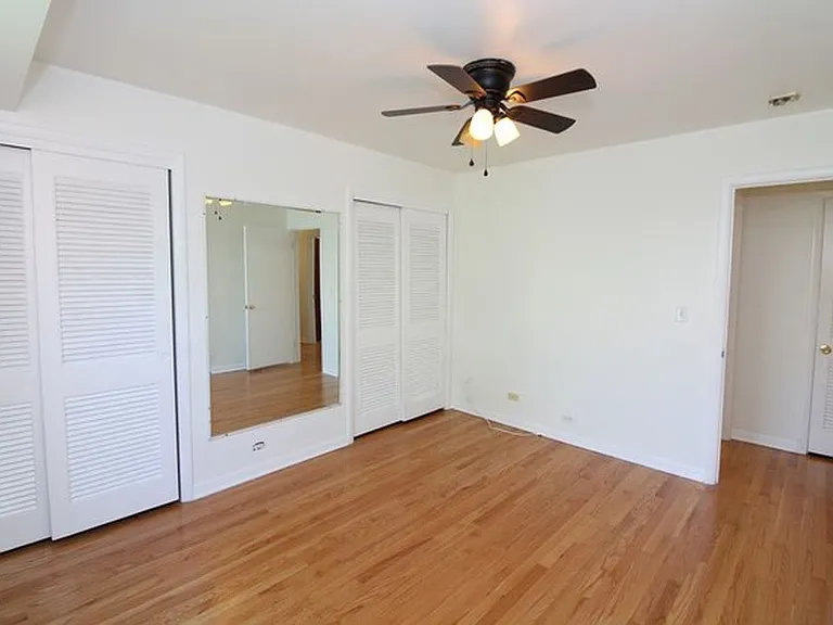 774 Green Bay Rd — Photo 6