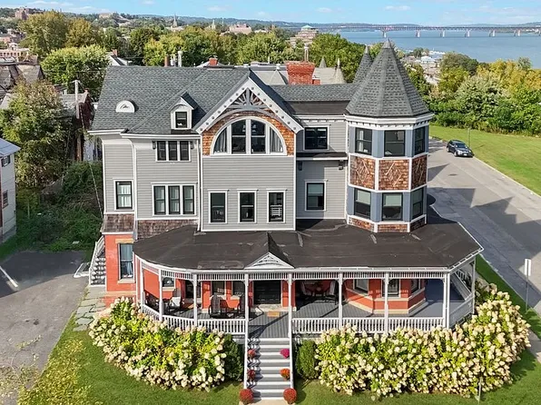 2 Courtney Ave, Newburgh, NY 12550