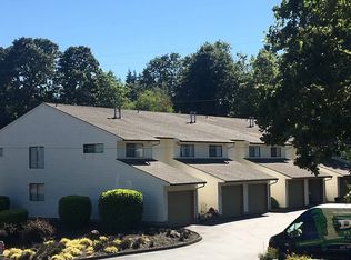 17231 Webster Rd, Gladstone, OR 97027