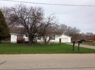 624 Farnsworth Ave, Oconto, WI 54153