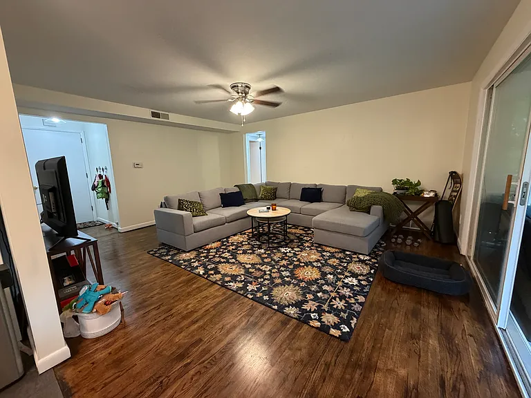 826 Linwood Ave #2 — Photo 5