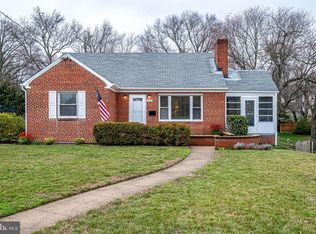 2608 Schooley Dr, Alexandria, VA 22306
