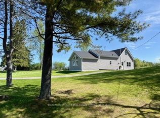 2211 Hitchcock Rd W, Kingston, ON K7G2V5