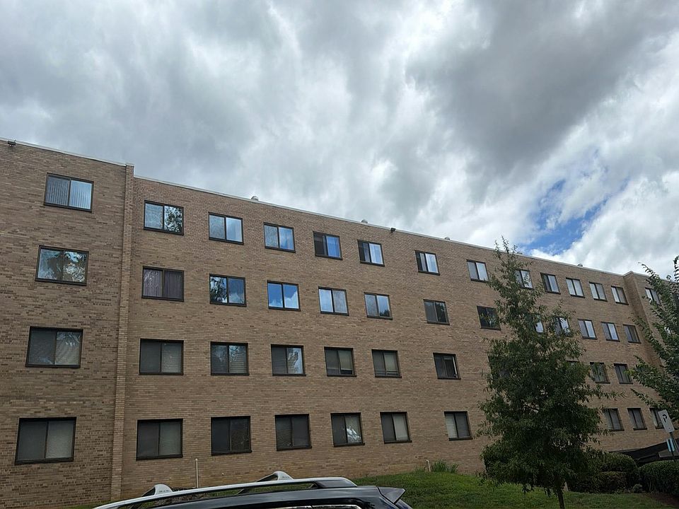 1st image of 8601 Manchester Rd APT 516