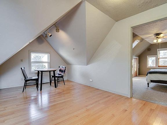 5th image of 2816 E 22nd St APT 2