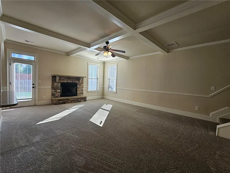 1550 Horseshoe Creek Ln — Photo 4
