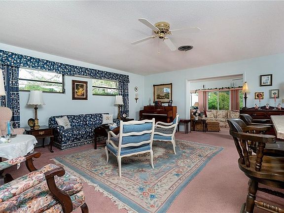 4th image of 1570 Rossanne Pl