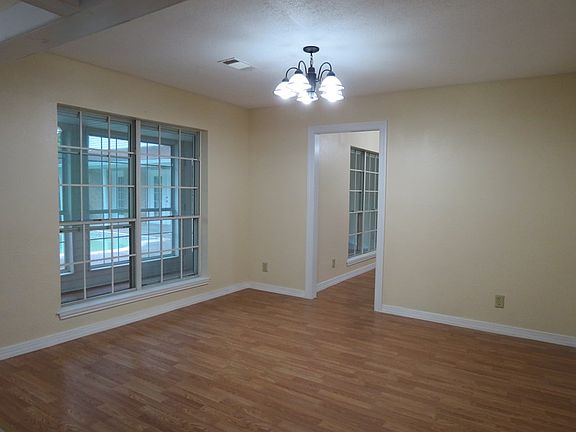 4th image of 8344 Chimney Rock Ct