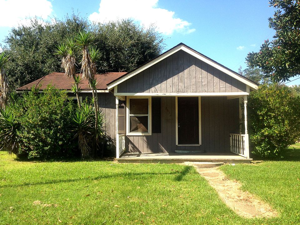 1st image of 2610 Tupelo St