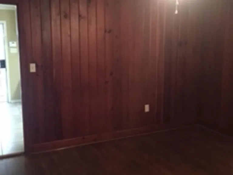 917 Corey Dr — Photo 9