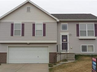 15408 Davidson St, Bennington, NE 68007