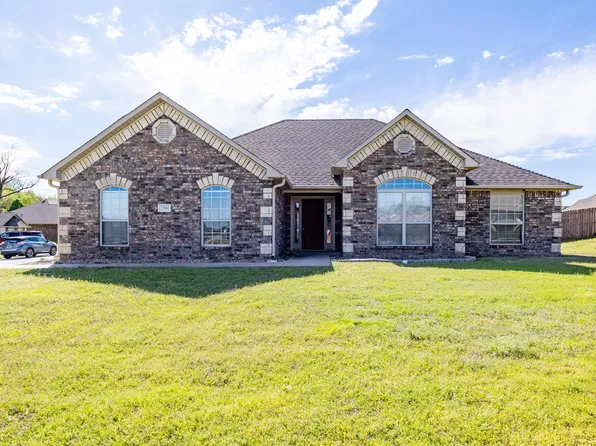 2501 Griffin St, Van Buren, AR 72956