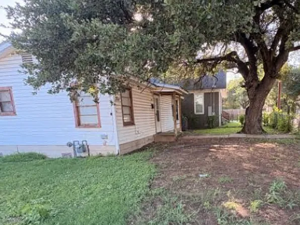 1616 N 7th St, Waco, TX 76707