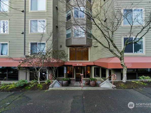 8745 Greenwood Avenue N #304, Seattle, WA 98103