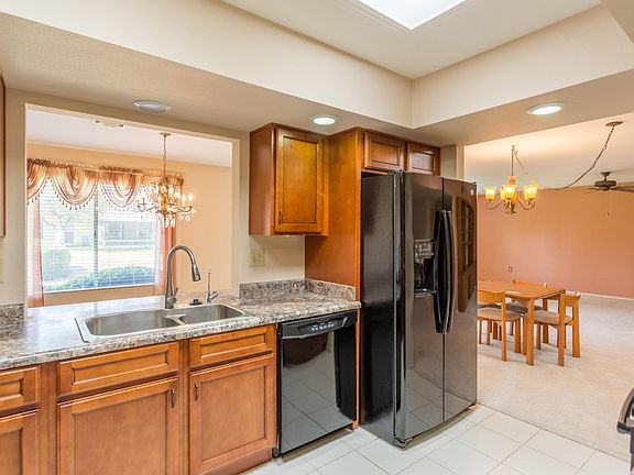 3rd image of 9722 W Sandstone Dr