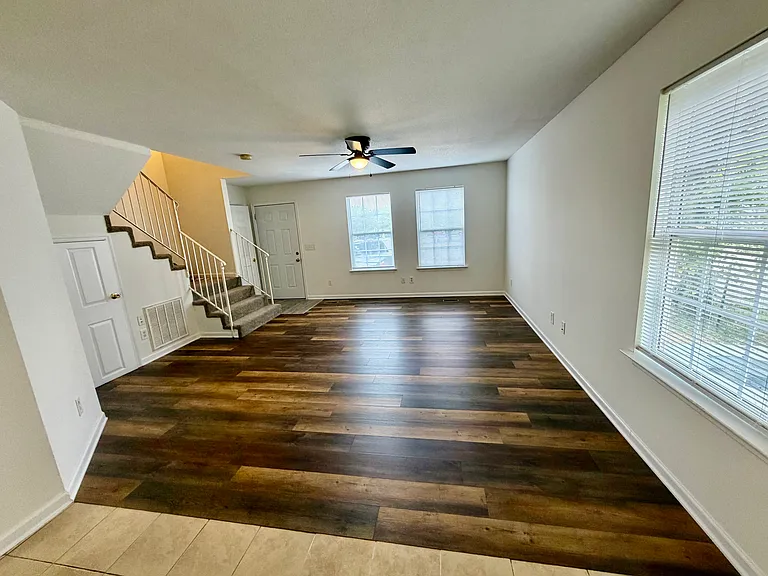 2356 Grovers Mill Ct SE — Photo 1