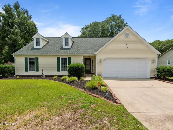 215 Forest Oaks Drive, New Bern, NC 28562