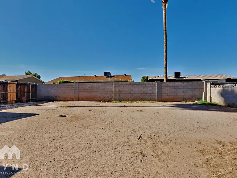 11412 N 57th Dr — Photo 14