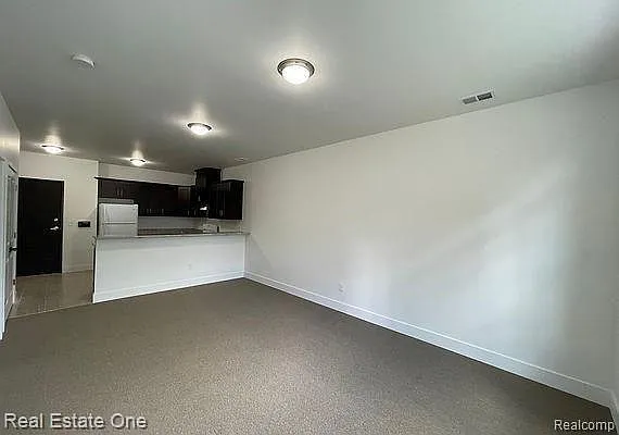 1 bed, 1.0 bath, 800 sqft, $1,375 — Photo 4