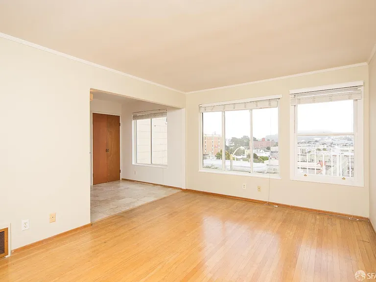 4 Lupine Ave #4 — Photo 1