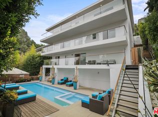 1464 Sunset Plaza Dr, Los Angeles, CA 90069