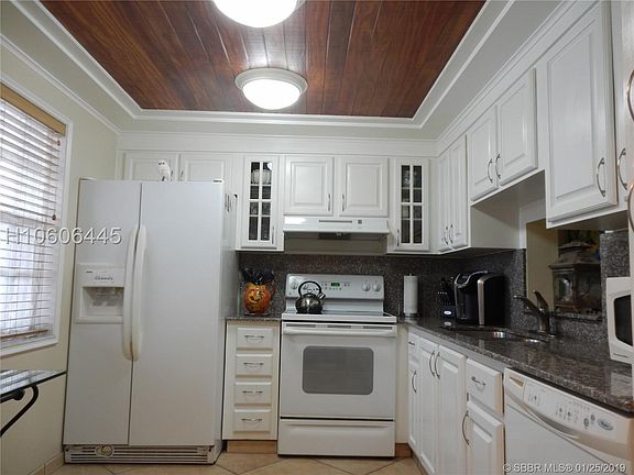 2nd image of 431 3rd St APT 304