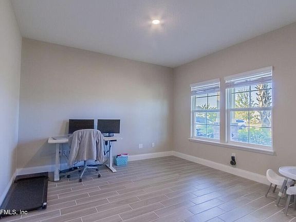 5th image of 134 Sadler Ct