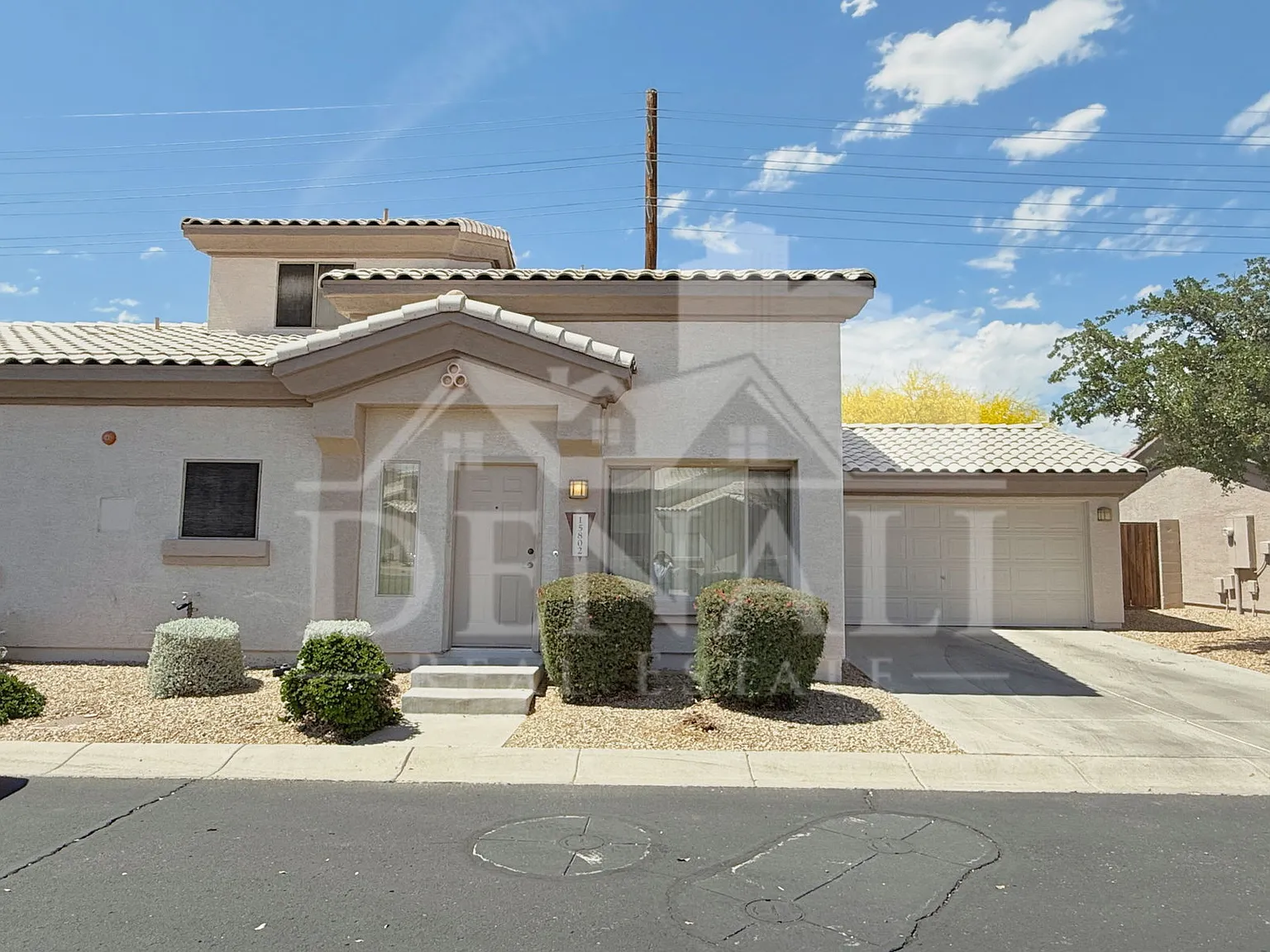 3 bed, 2.5 bath, 1398 sqft, $1,795 — Photo 2