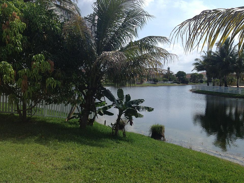 2nd image of 2243 SW 131st Ter