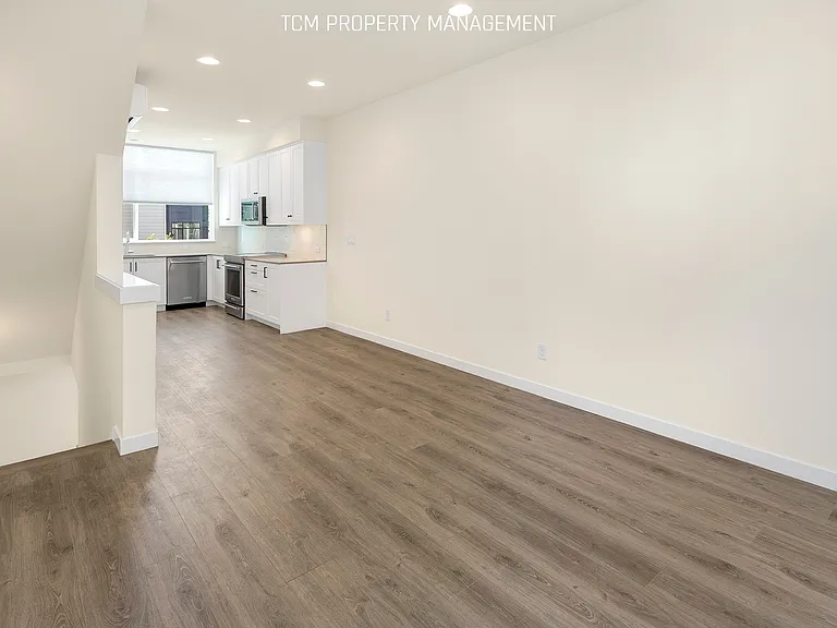 2024 NE 85th St #C — Photo 7