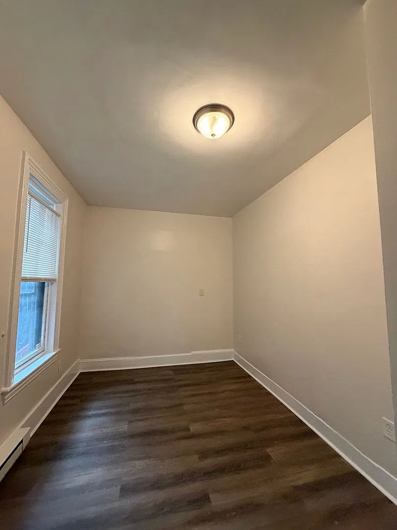 409 Walnut Street — Photo 1