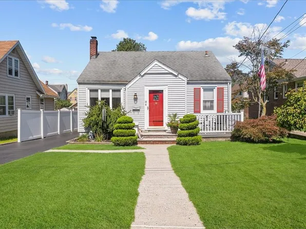 18 Oak Terrace, Suffern, NY 10901