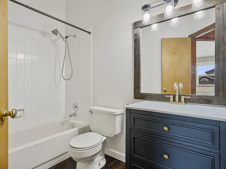 5055 Galileo Dr — Photo 20