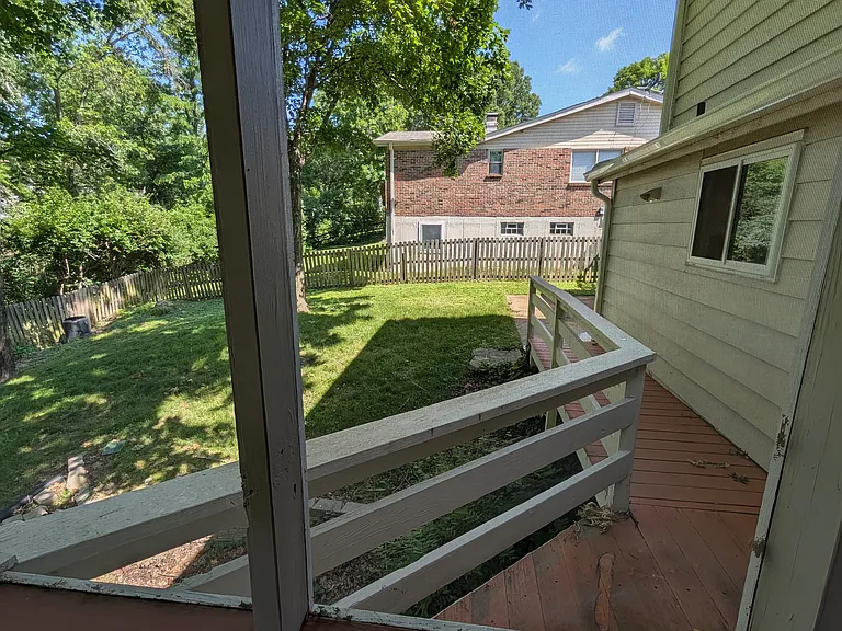 14920 Rutland Cir — Photo 12