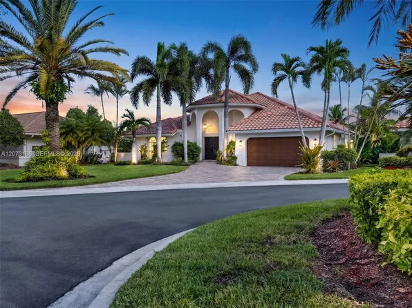 719 Crystal Ct, Weston, FL 33326