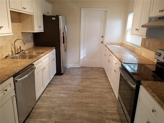 2nd image of 1249 Tyrone Blvd N