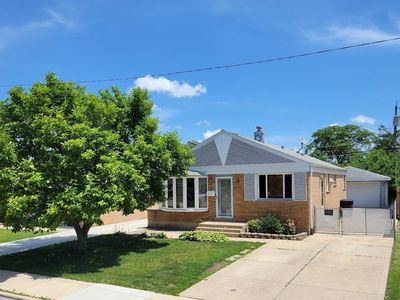 8035 S Kolmar Ave, Chicago, IL, 60652
