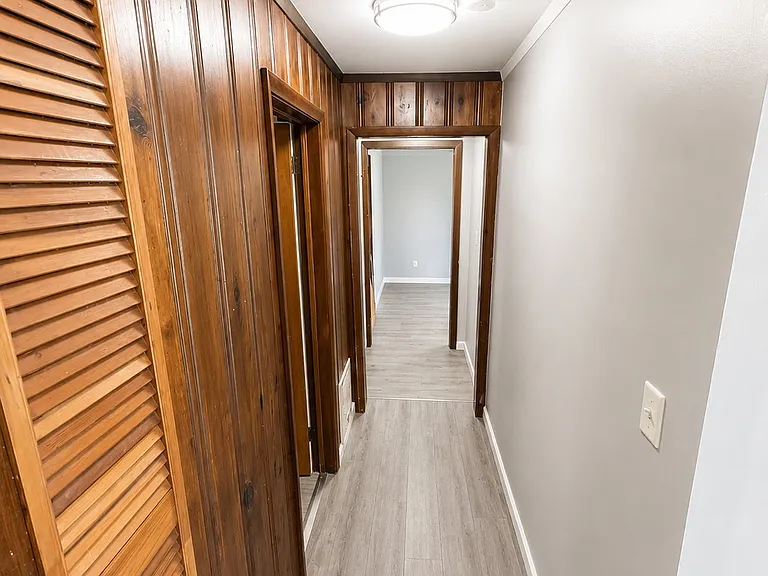 43 1/2 Eleanor Ave — Photo 6