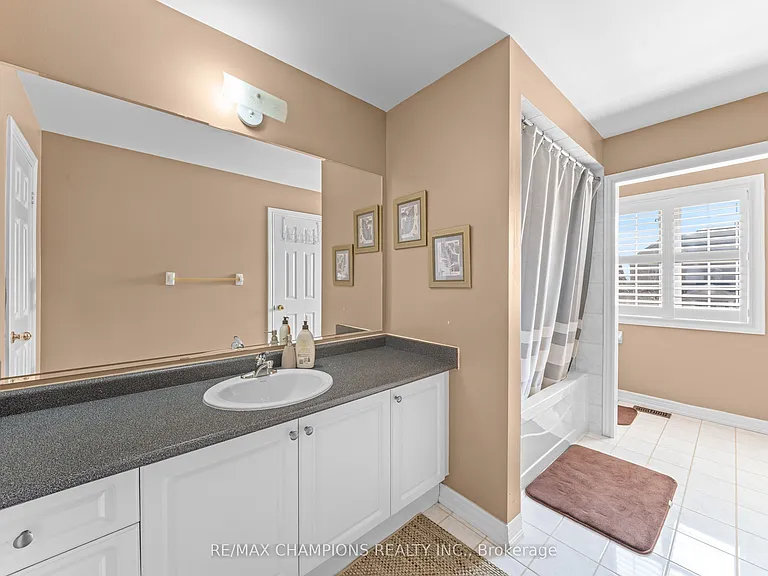 2 Kistler St — Photo 14