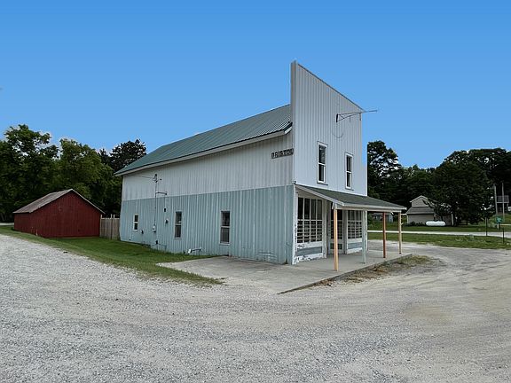2nd image of 10978 E Eight Mile Rd