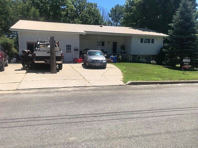1st image of 18 Randall Dr