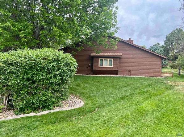 4802 Galena Dr, Rapid City, SD 57702