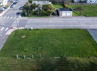 11th St SE #8000, Bandon, OR 97411