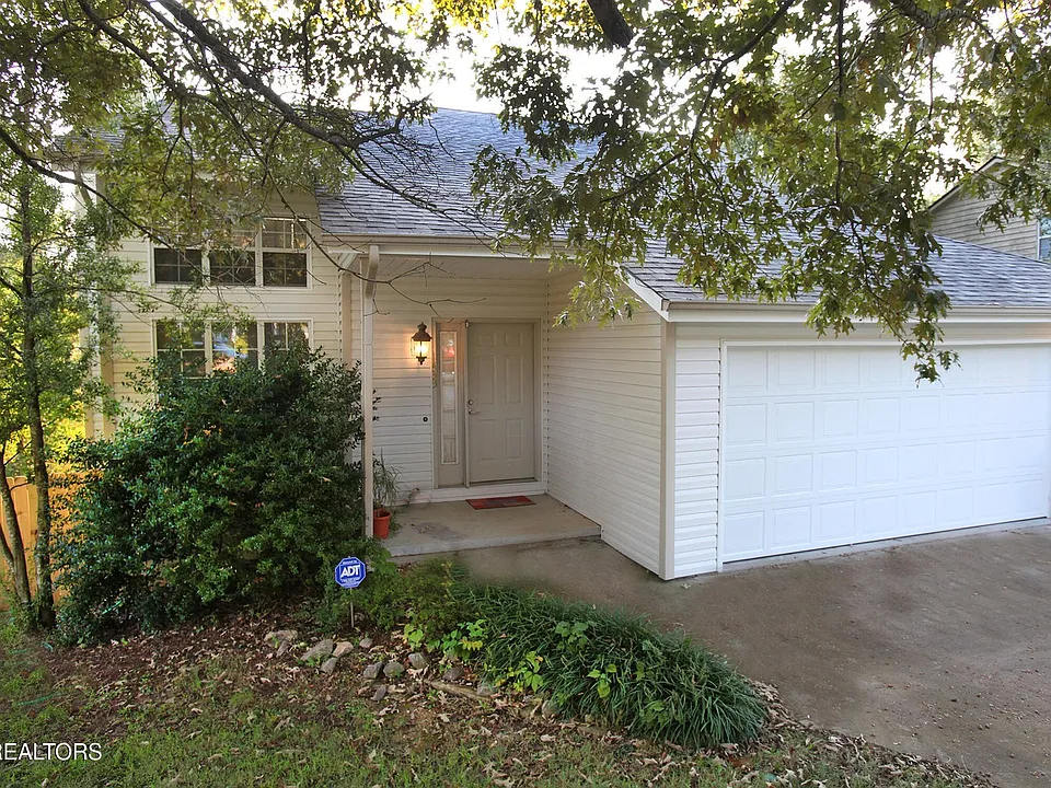 1433 Overton Ln #1