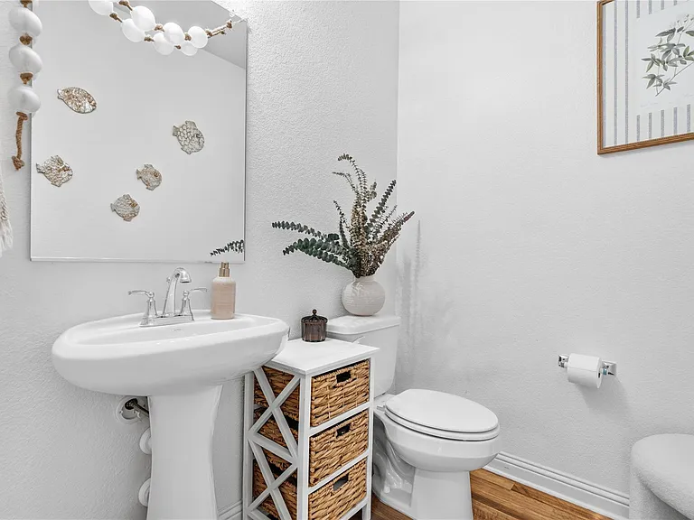 7704 Norah Dr — Photo 7