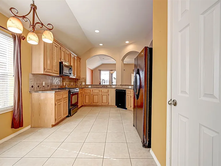 3403 Sparta Dr — Photo 18